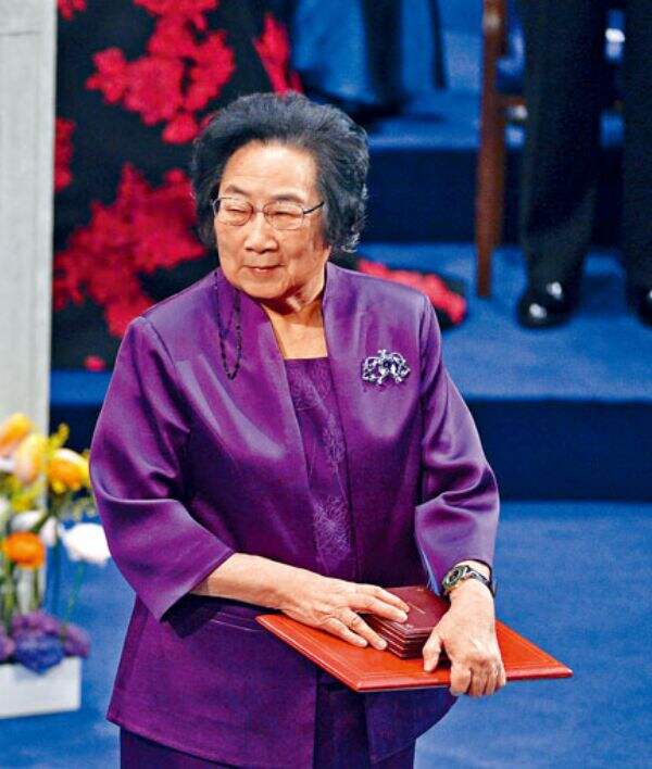 屠呦呦当选美国科学院外籍院士